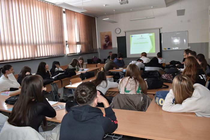 ODRŽAN INFO SASTANAK SA UČENICIMA GIMNAZIJE U IVANJICI